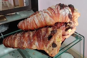 Pietradefusi餐馆和美食-Pasticceria L'Aragosta