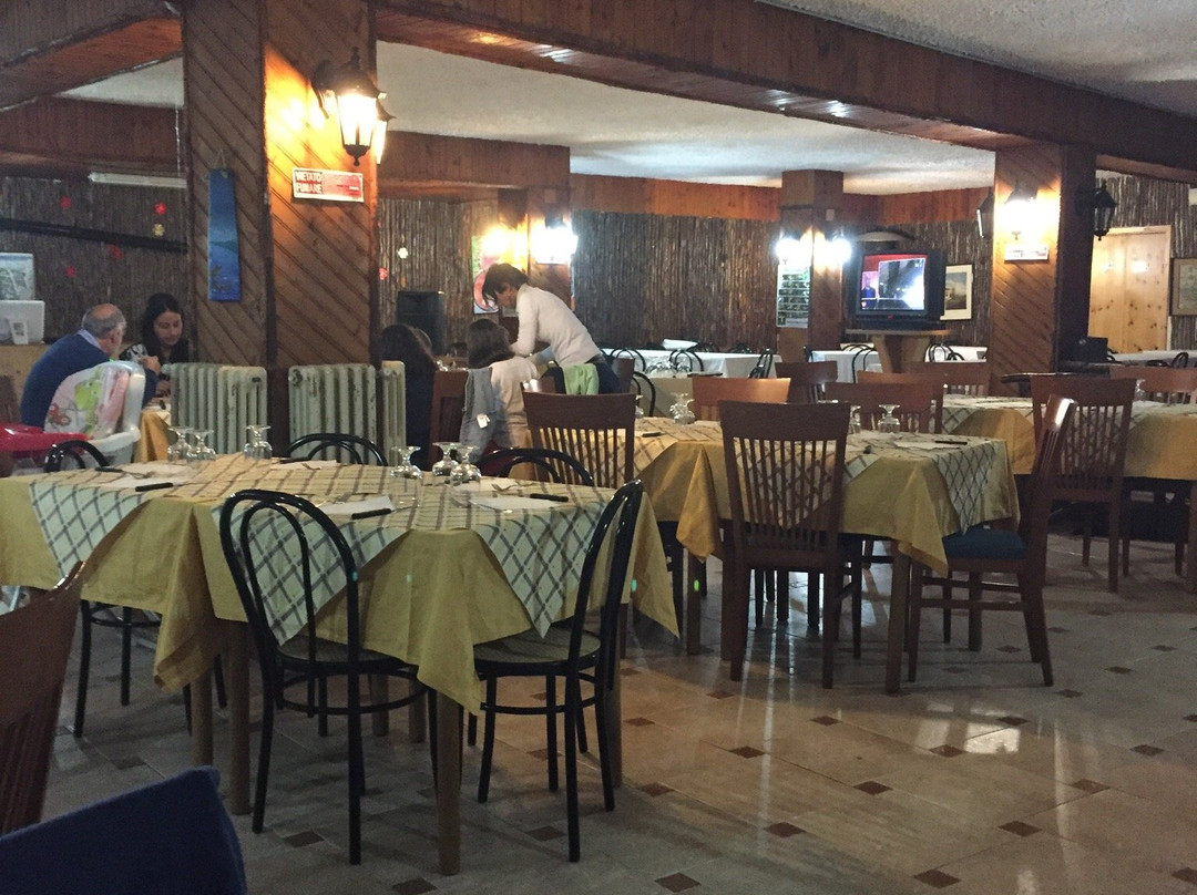 Cotronei餐馆和美食-Ristorante Pizzeria Bar La Calabrisella