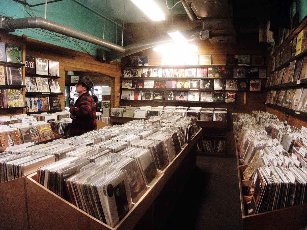 Music Millennium-波特兰必去景点