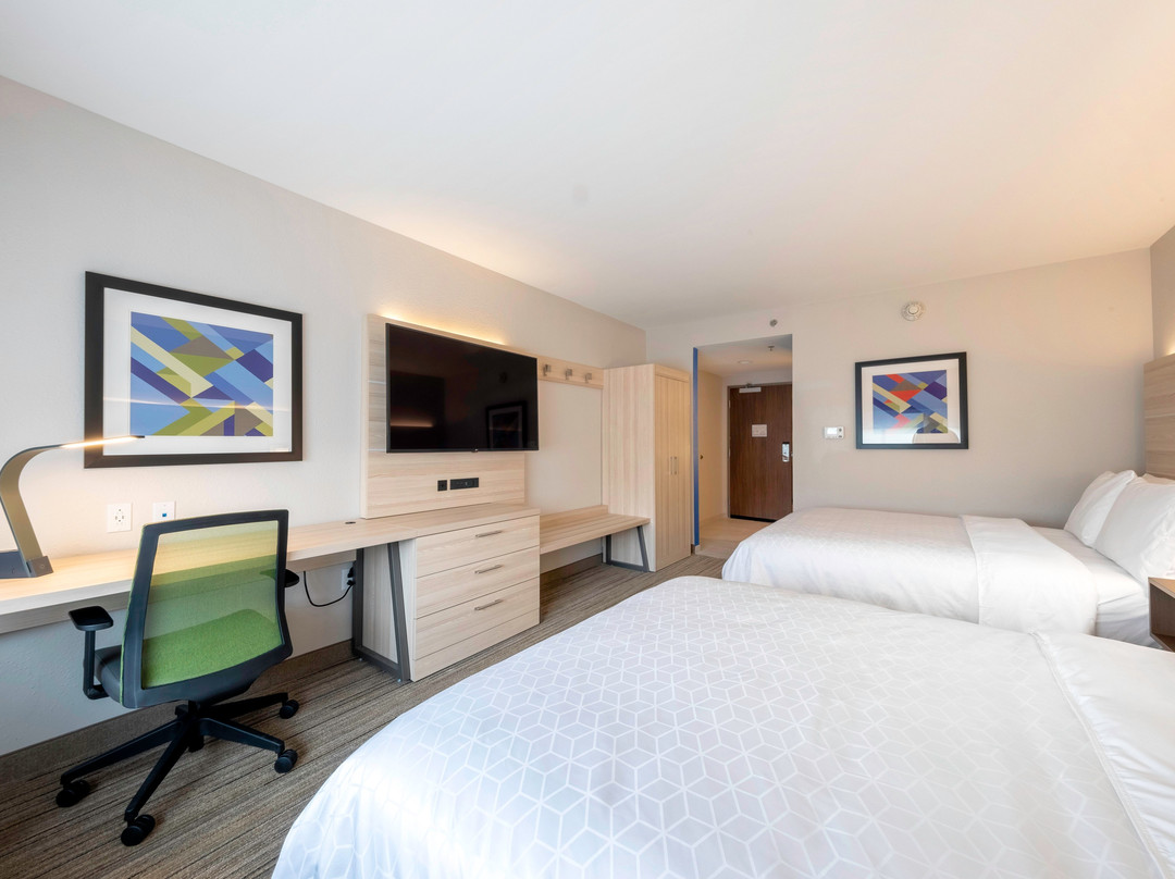 Holiday Inn Express & Suites Staunton by IHG主图