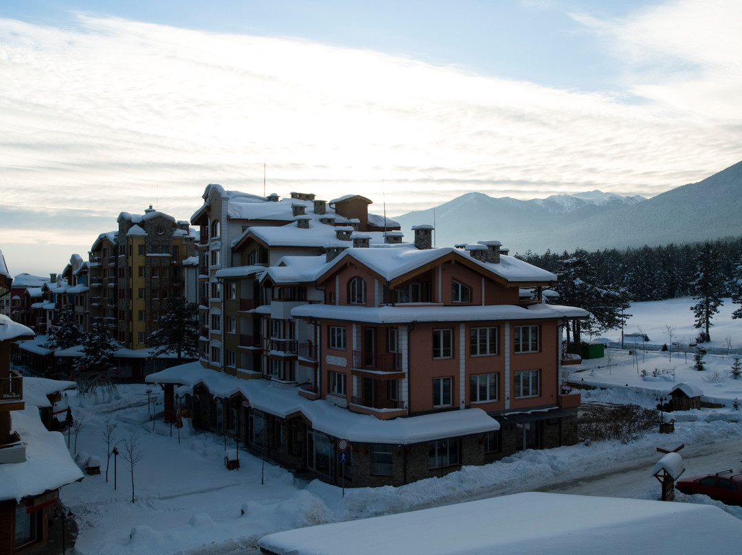 拉兹洛克酒店住宿-Pirin Golf Hotel & SPA