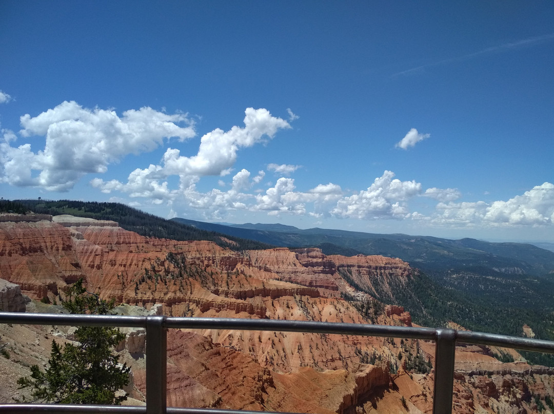 Sunset View Overlook at Cedar Breaks National Monument-锡达城必去景点