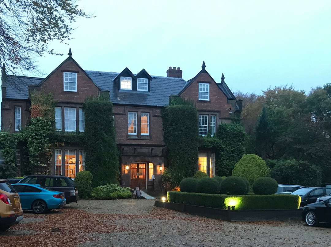 Nunsmere Hall Hotel主图