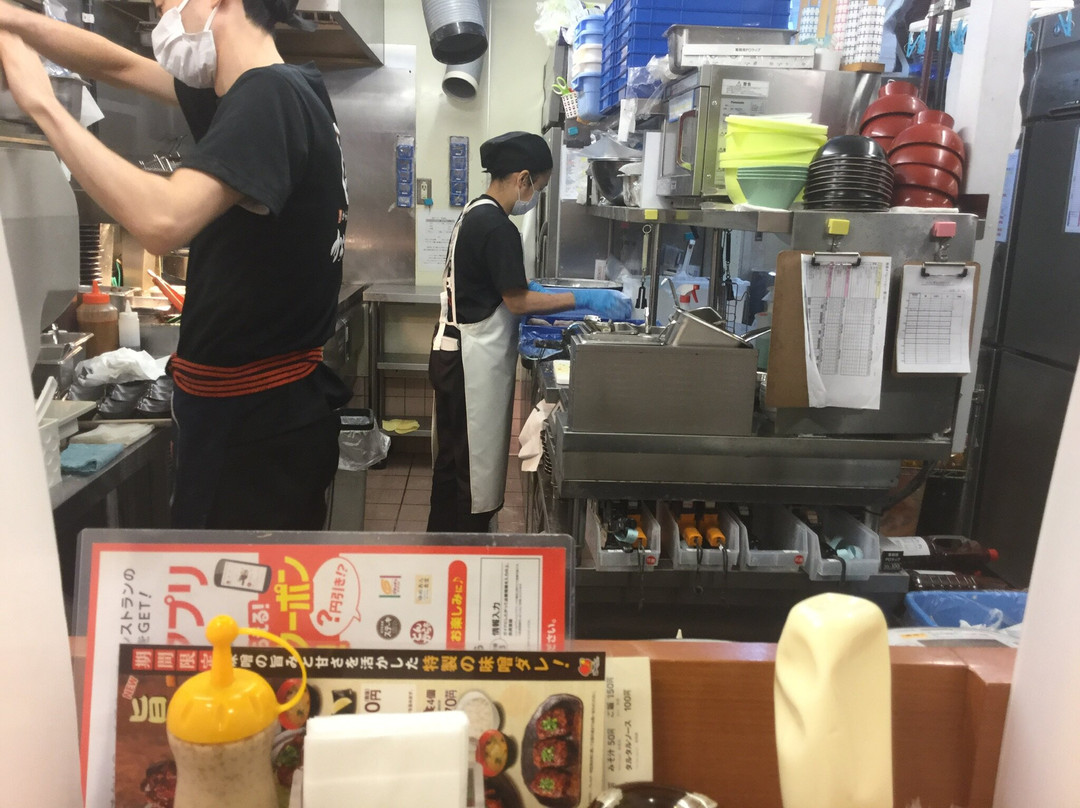 ダイニングバーうたげ