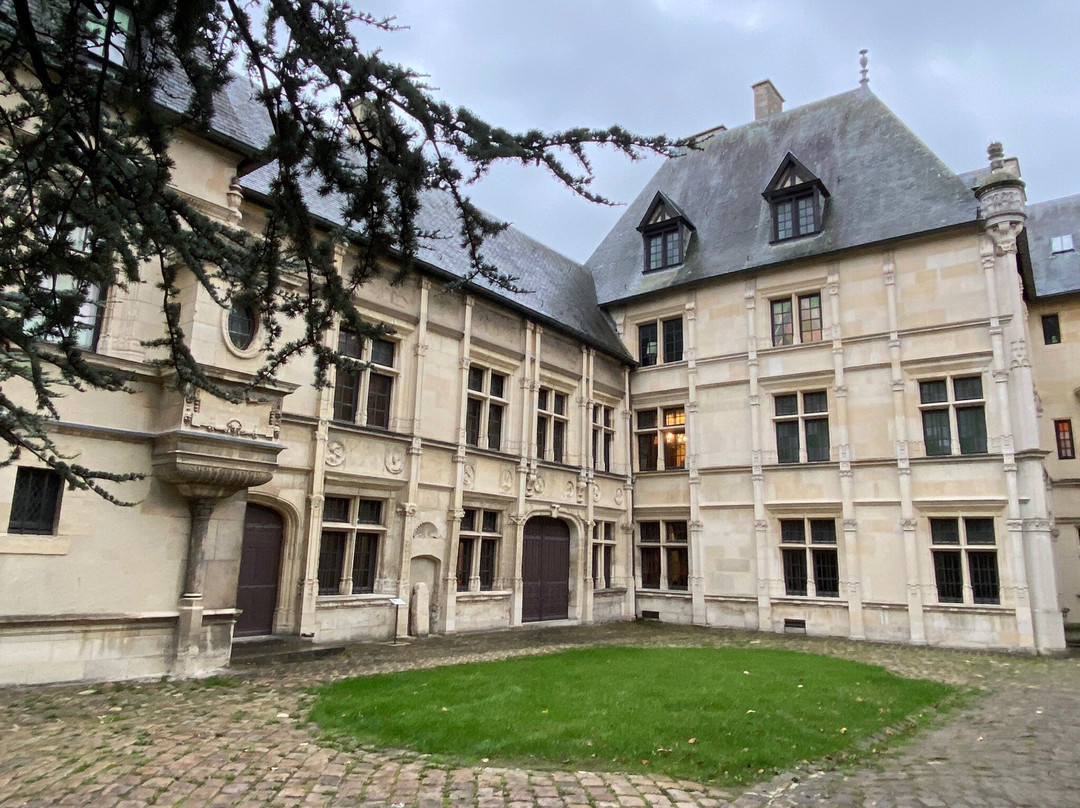 Hotel Le Vergeur Museum-兰斯必去景点