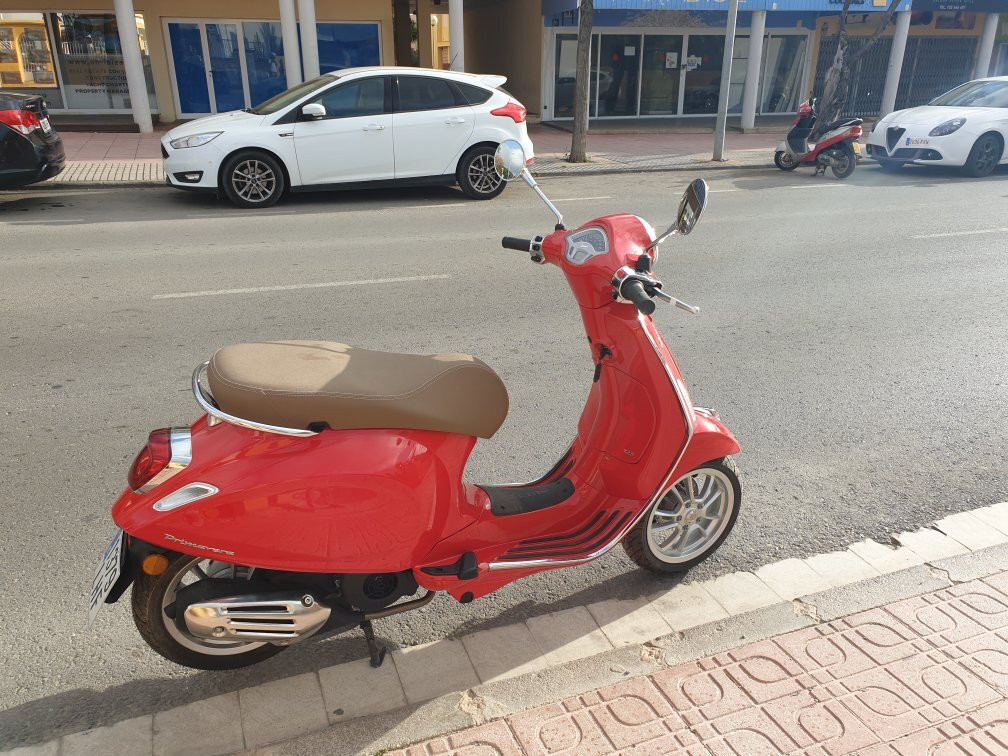 Emove Ibiza景点图片