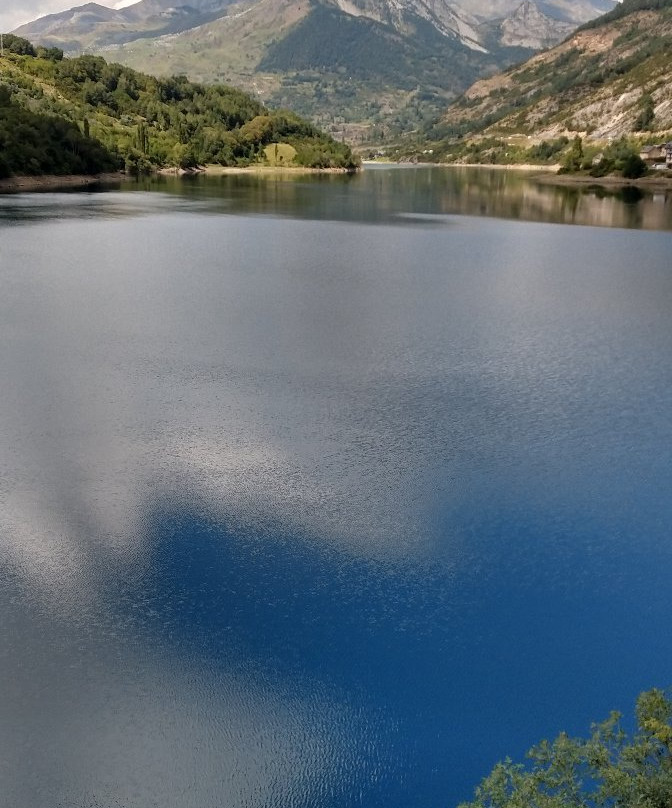 Valle Del Tena-韦斯卡省必去景点