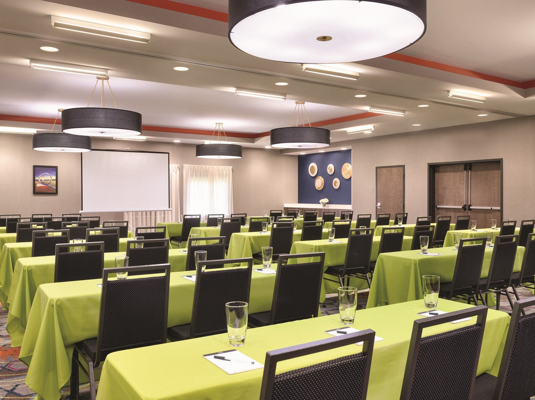 La Quinta Inn & Suites by Wyndham Braselton主图