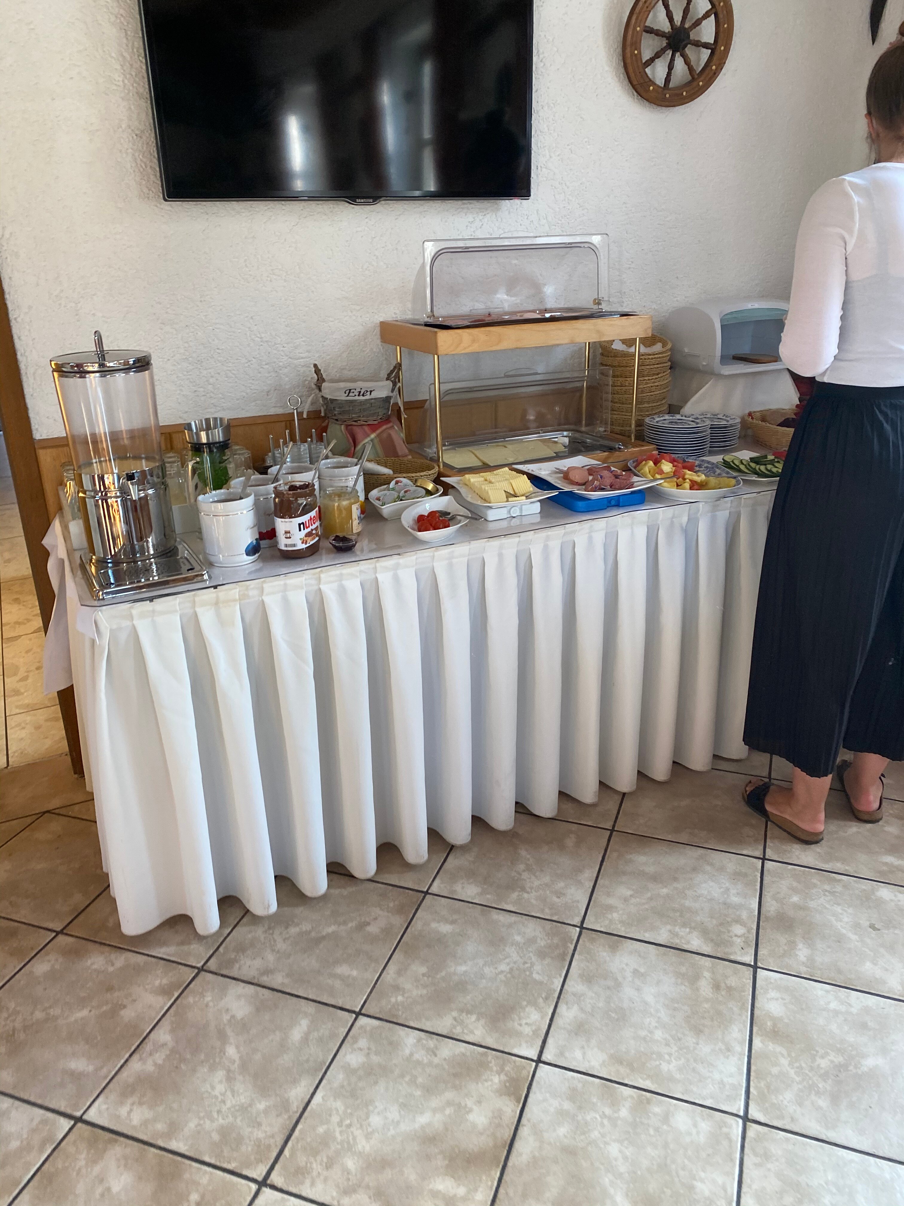 Zur Grunen Kutte-餐饮