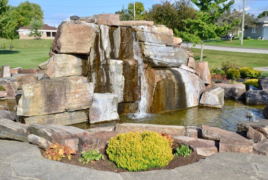 Walkerton Heritage Water Garden-沃克顿必去景点