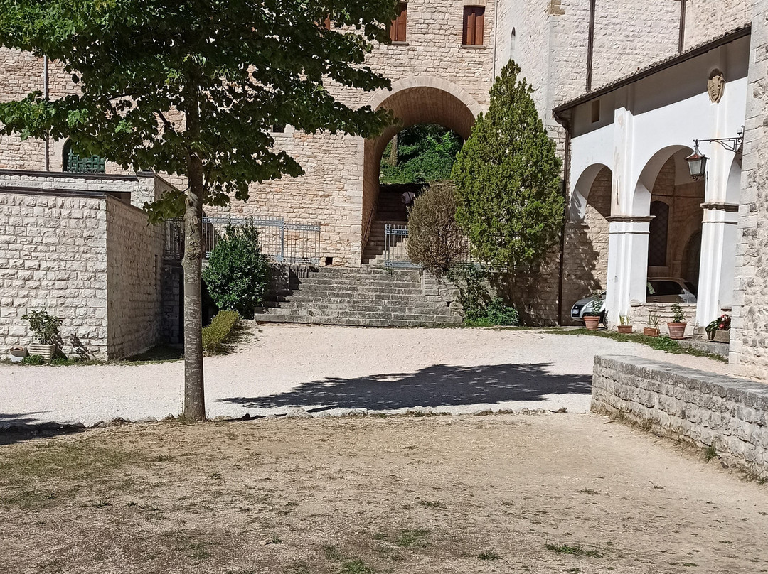 Monastero di Fonte Avellana-Serra Sant'Abbondio必去景点