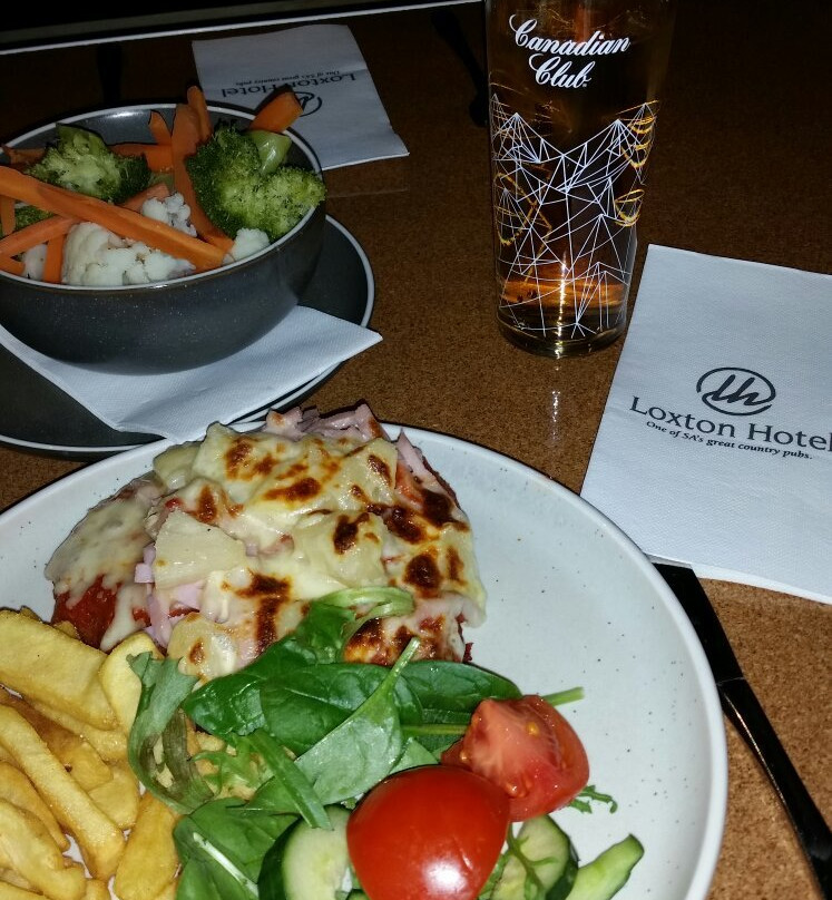 洛克斯顿社区汽车旅馆酒店主图