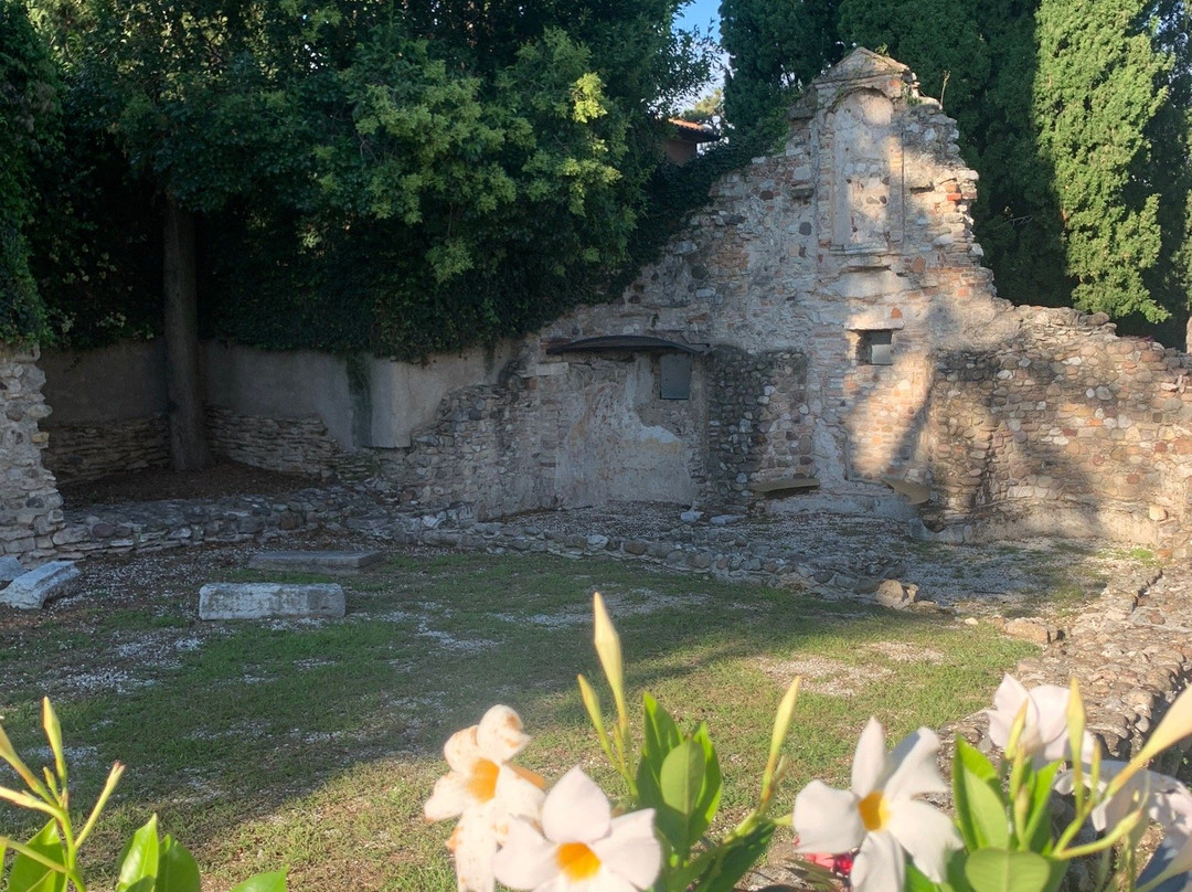 Monastero di San Salvatore景点图片