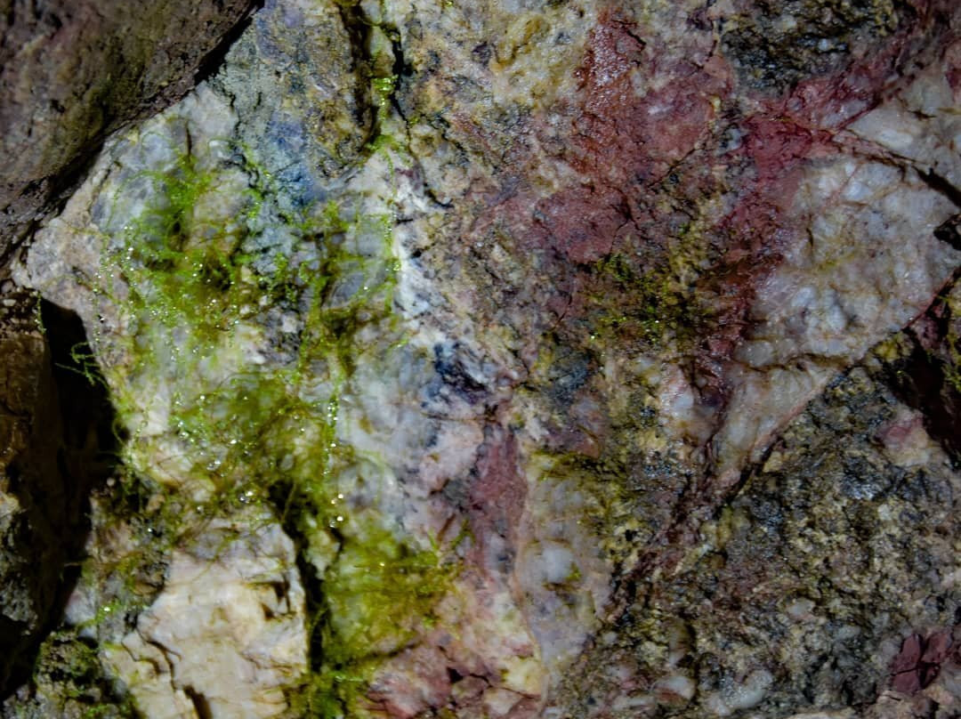 Old Uranium Mine景点图片
