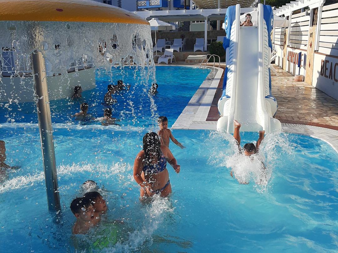 Aphrodite Beach Hotel主图