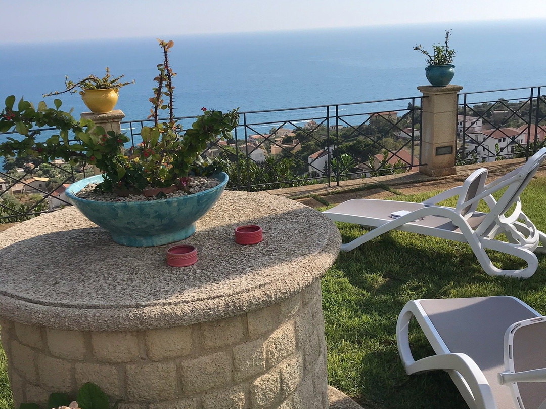 Villa Kete Deluxe Rooms主图
