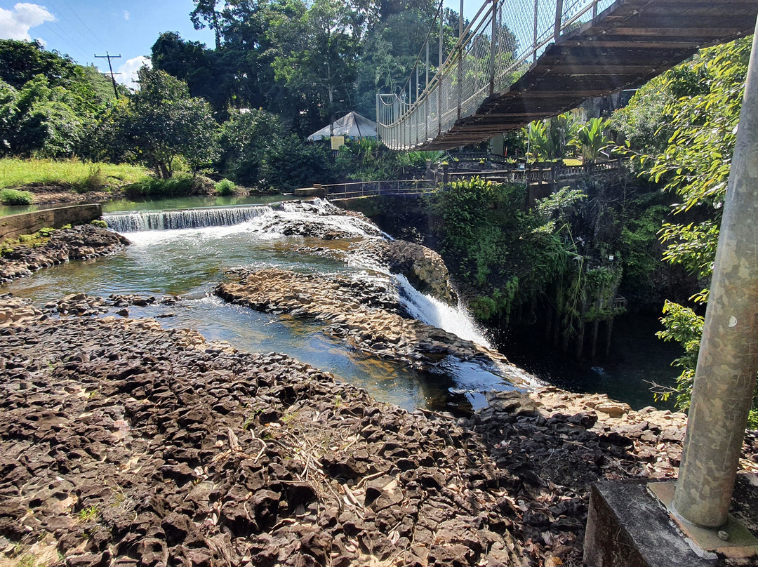 Mena Creek Falls-米娜溪必去景点