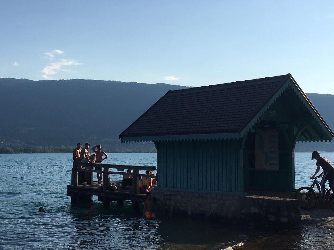 La Vallombreuse主图