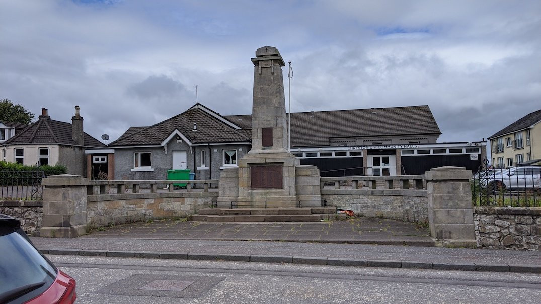 Chryston And District War Memorial景点图片