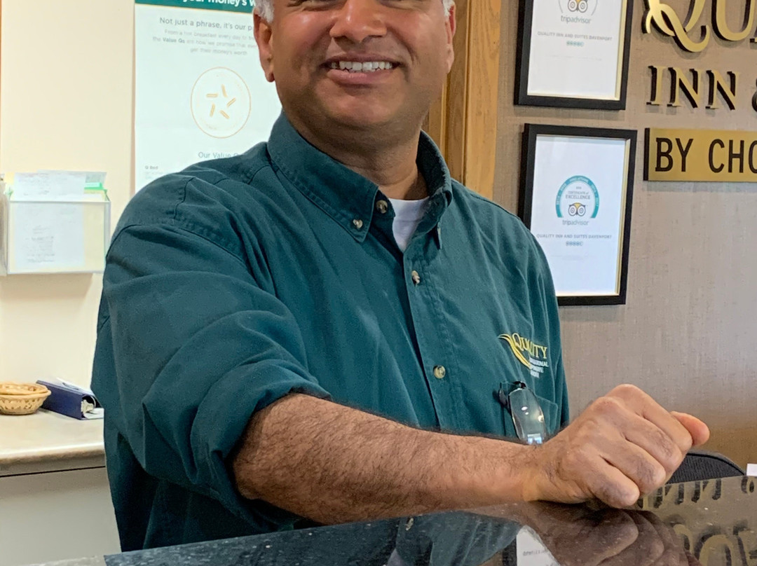 Quality Inn & Suites Davenport Near I-80主图