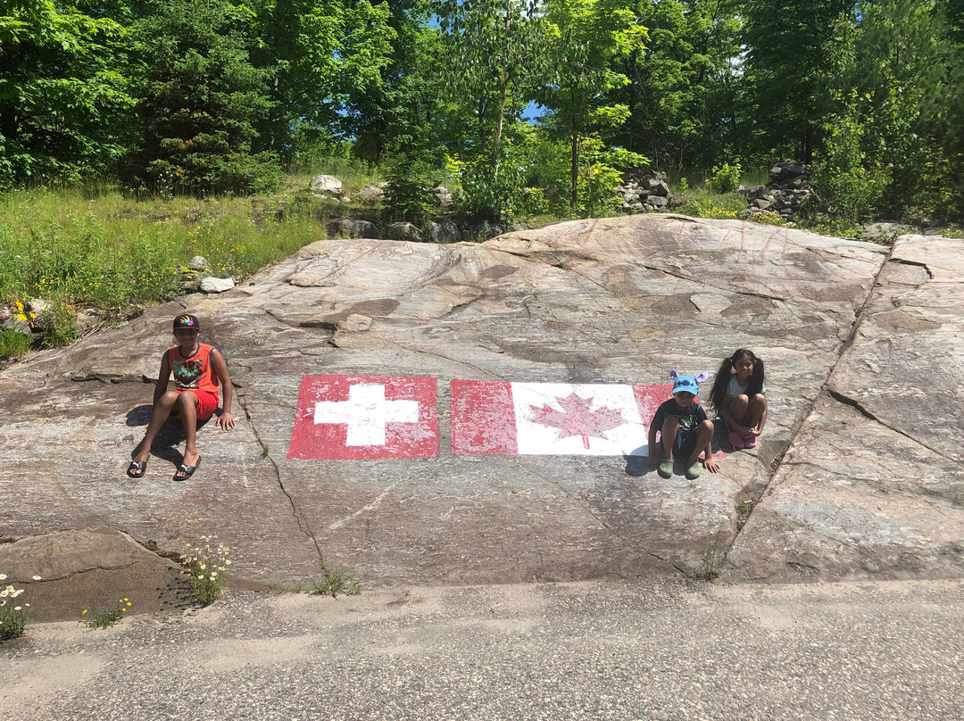 Quiet Bay Inn & Cafe主图