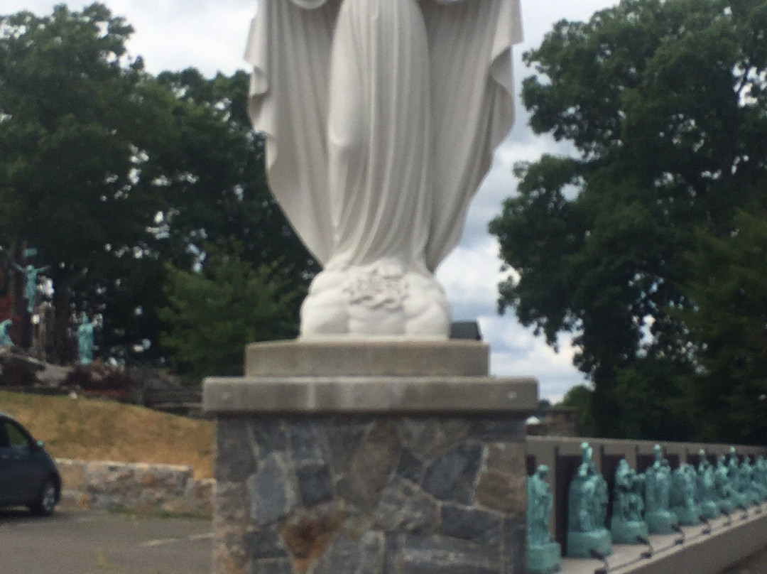 St. Margaret's Shrine景点图片