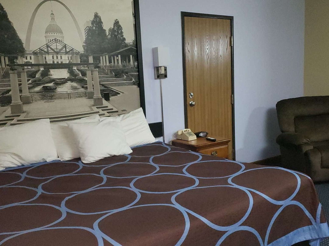 Super 8 by Wyndham O'Fallon MO/St. Louis Area主图