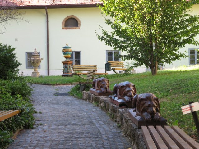 Zsolnay Museum景点图片