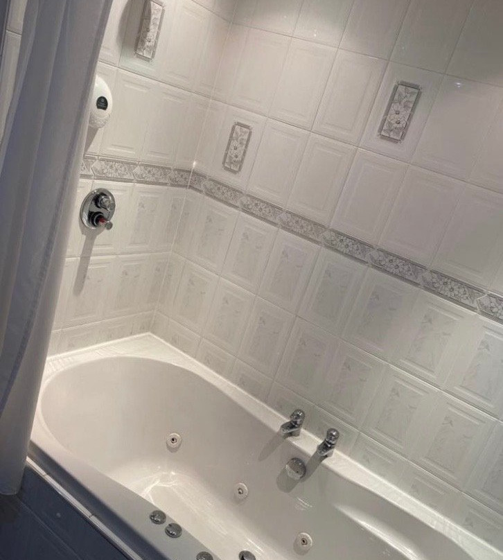 贝塞麦酒店主图