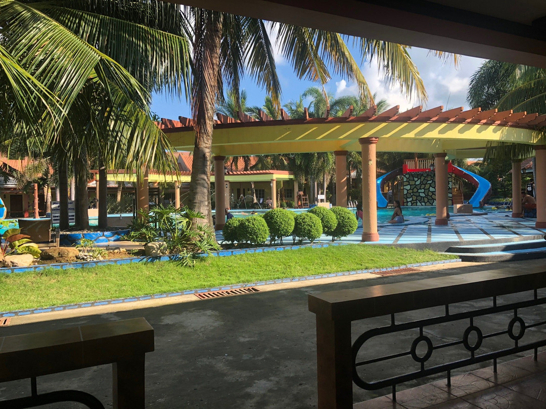 哈格纳亚海滩度假餐厅酒店主图