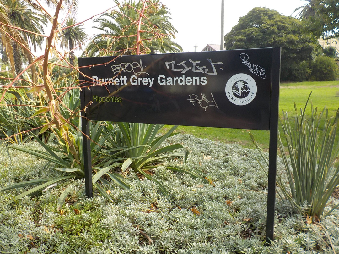 Burnett Grey Gardens景点图片