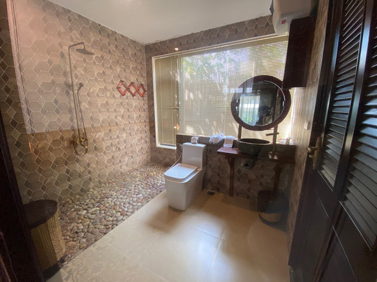 乡村小屋酒店主图