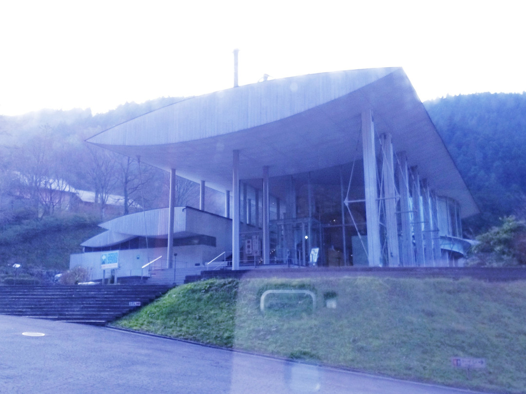 云之上之酒店主图