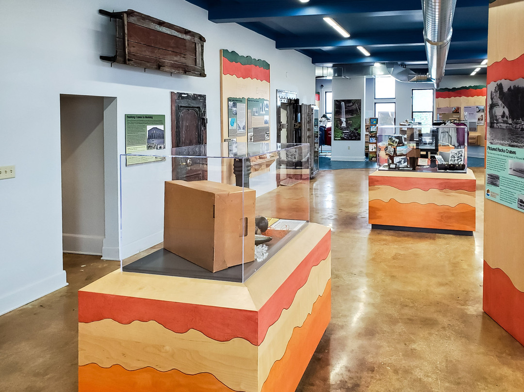 Pictured Rocks Interpretive Center-缪尼辛必去景点