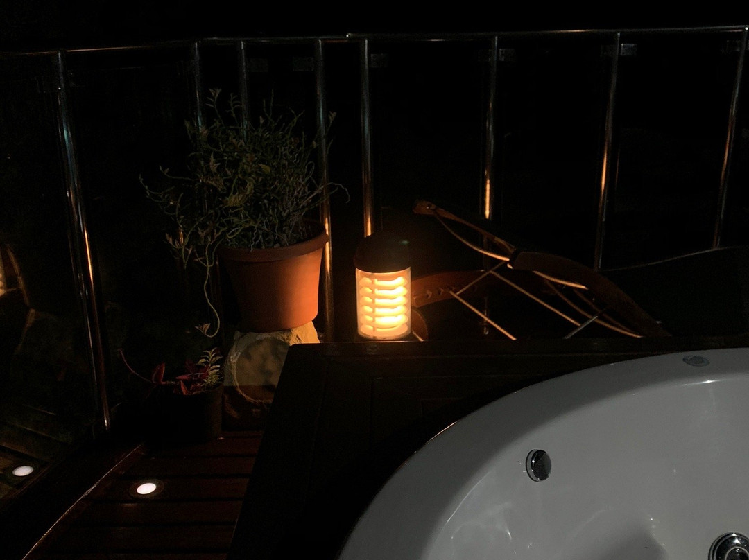 机场海滩酒店主图