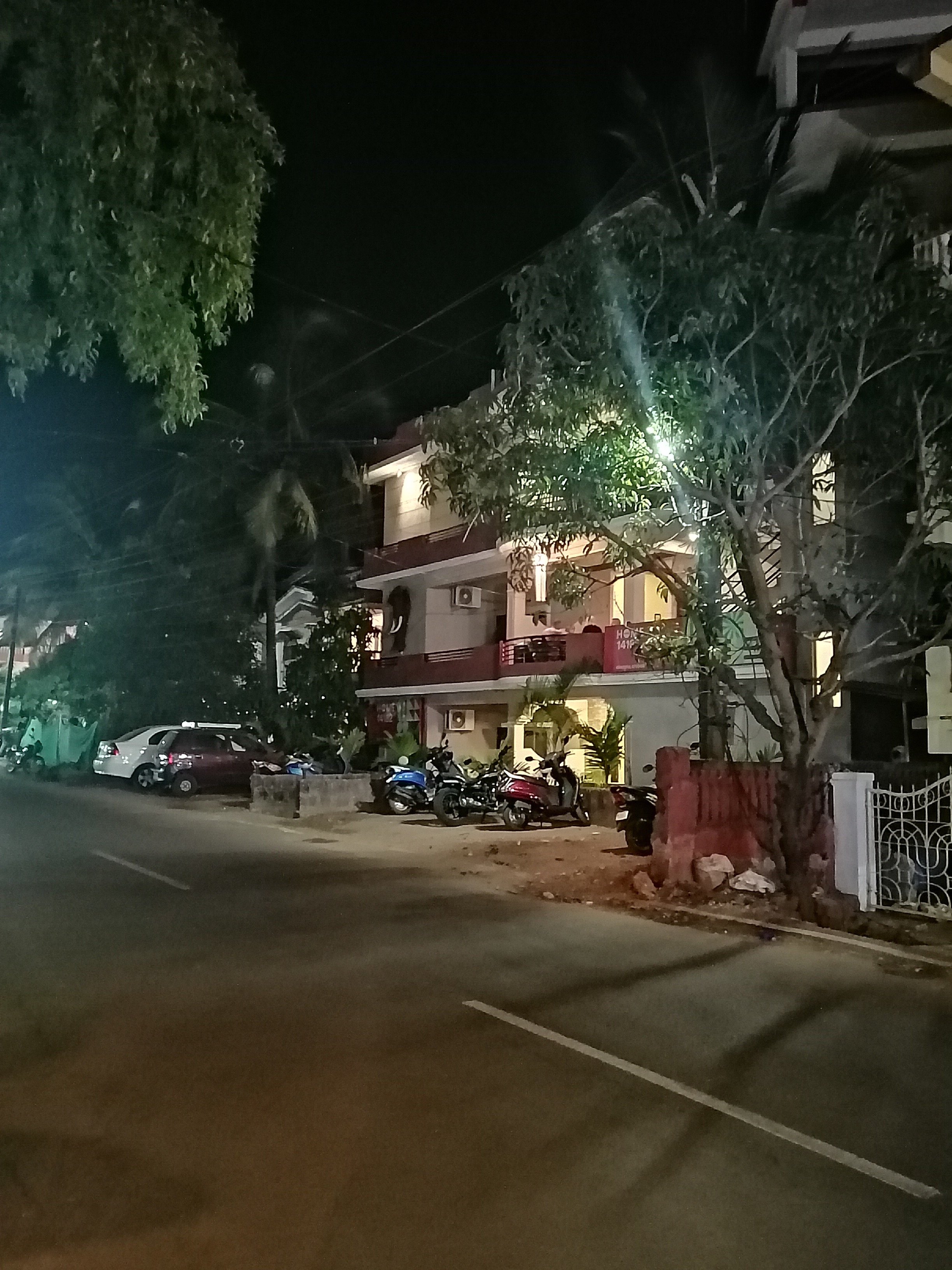 Madhu's Inn-官方