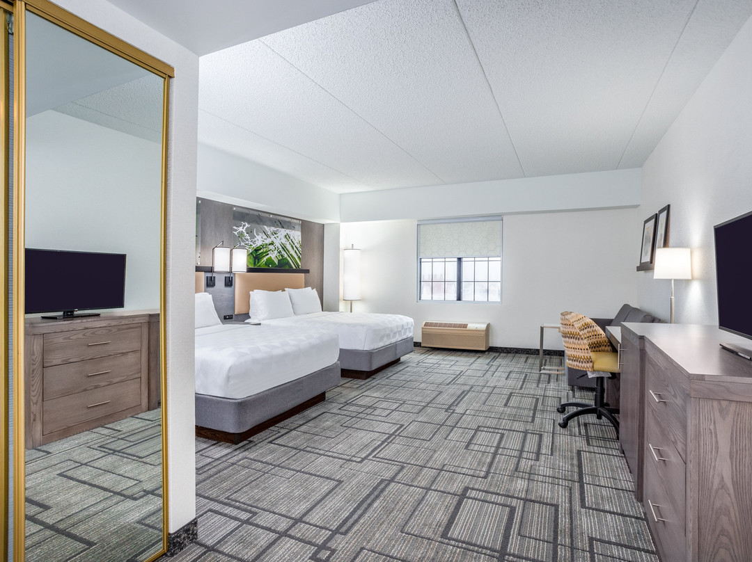 拉法叶市中心假日酒店主图