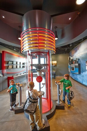 Saunders Hydro Dam Visitor Centre-康沃尔必去景点