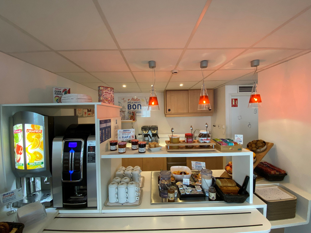 Dieue-sur-Meuse酒店住宿-艾达普酒店