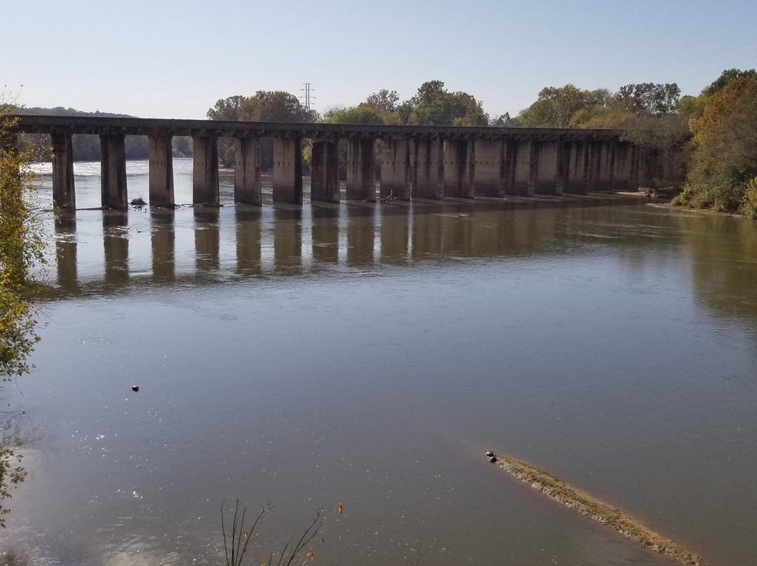 Danville's Riverwalk Trail景点图片