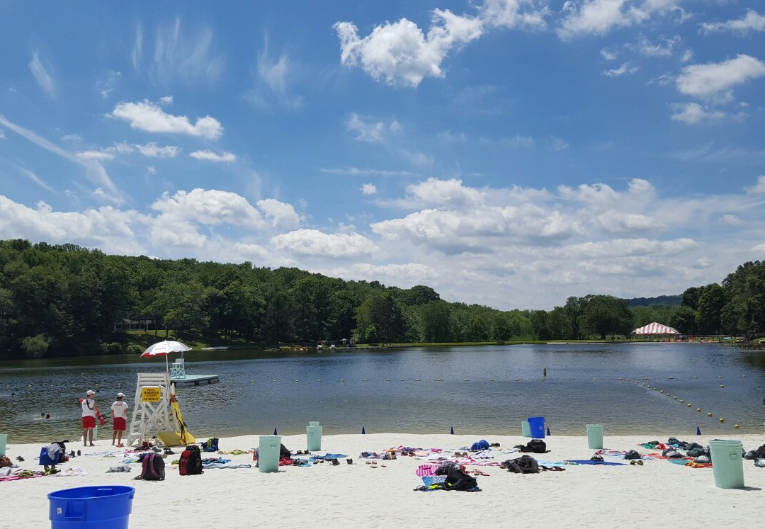 Tomahawk Lake Water Park景点图片