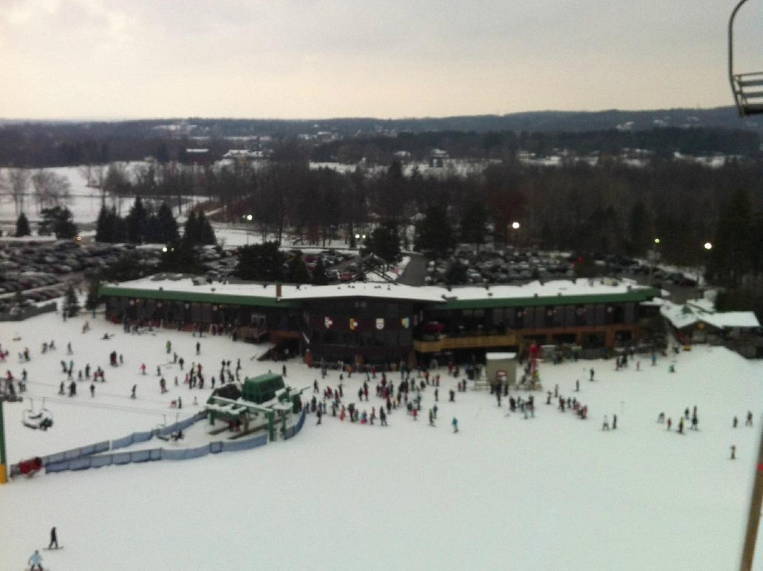 Pine Knob Ski and Snowboard Resort-Clarkston必去景点