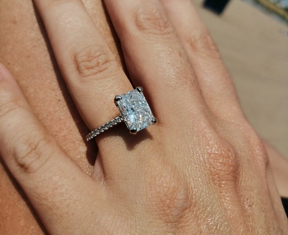 McCoy Jeweler-迪比克必去景点