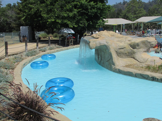 Oak View旅游景点-Casitas Water Adventure