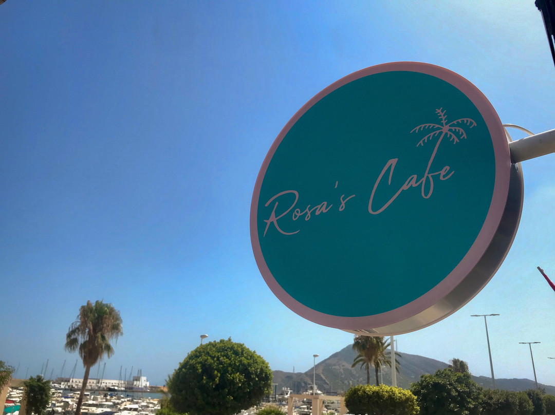 阿尔特阿餐馆和美食-Rosa’s Cafe