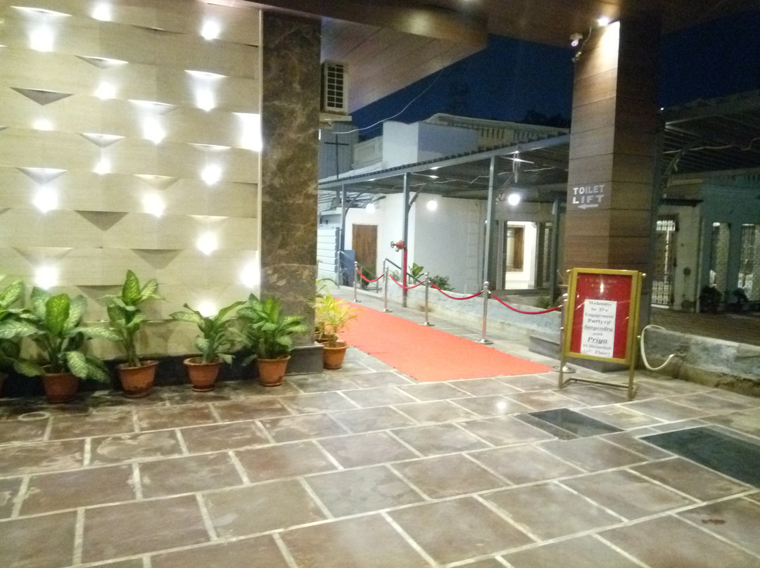 Millennium Inn主图