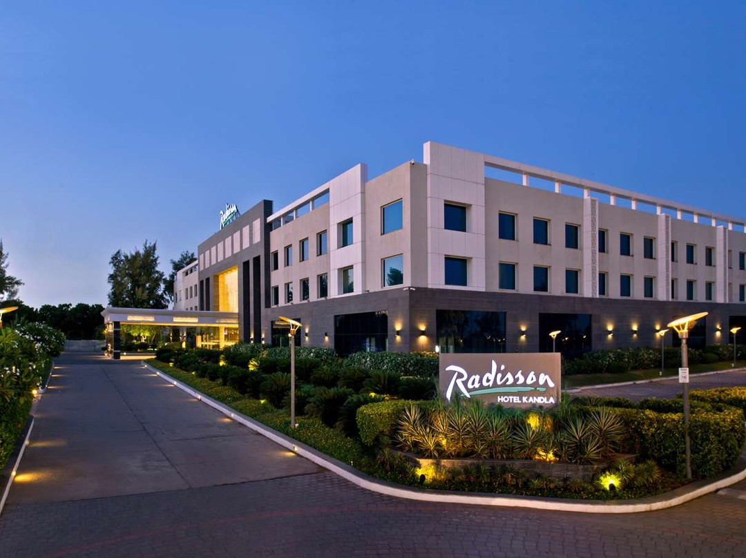 根德拉雷迪森酒店主图