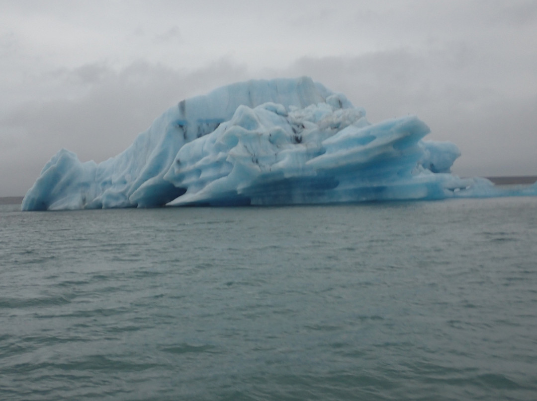 充气船艇冰湖旅行景点图片