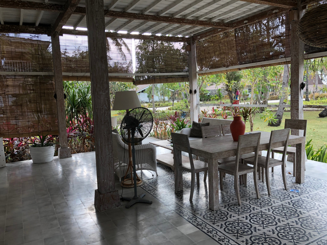 吉利埃科别墅酒店主图