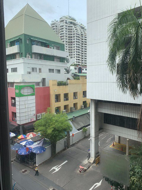 是隆塞琳酒店主图